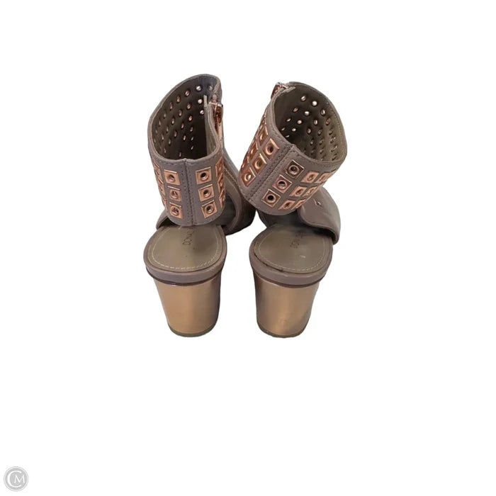 Boots Ankle Heels By Donald Pliner In Pink, Size: 7