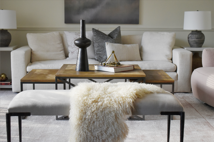 DOUGLAS TABLE LAMP