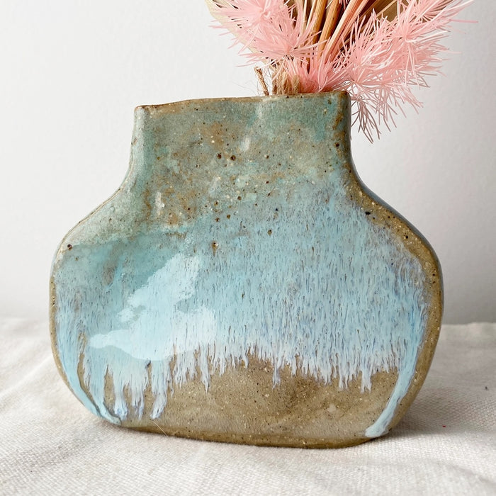 Eli.C Studio | Flat Vase | Honeymoon Bay