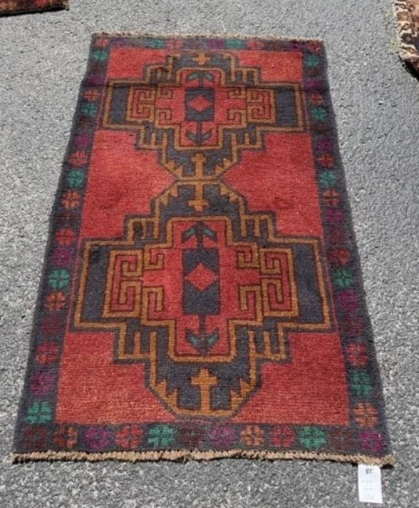 Kazak Handmade Rug 2'10" x 4'7"