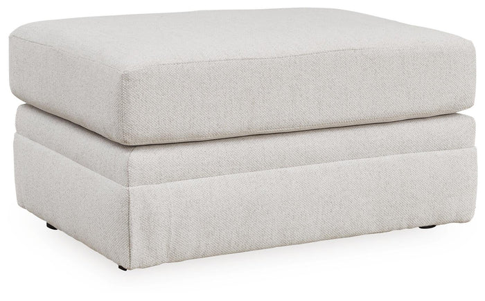 Maitelynn Ottoman