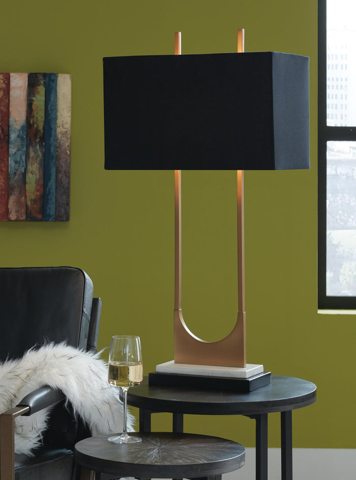 Malana Metal Table Lamp (1/CN)
