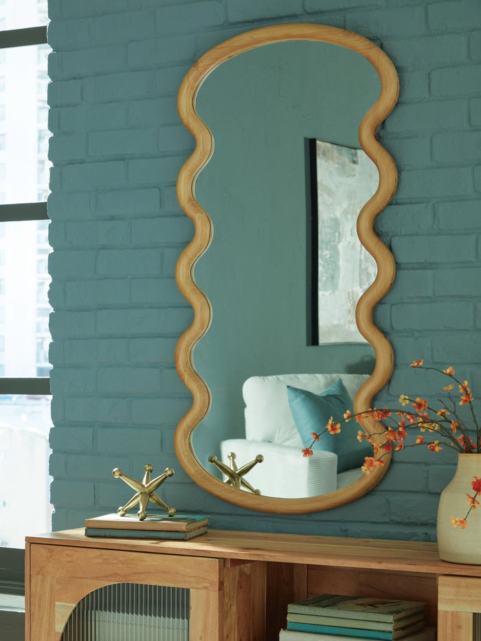 Serendis Accent Mirror
