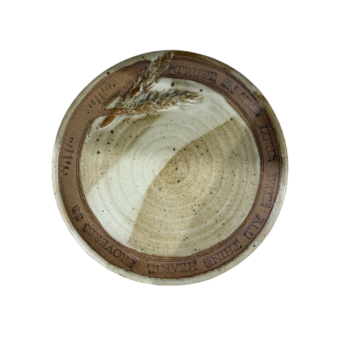 Vintage Vega Pottery Plate 7.5"