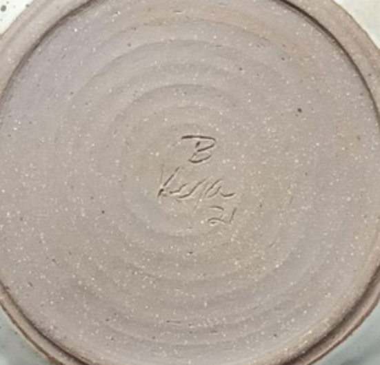 Vintage Vega Pottery Plate 7.5"